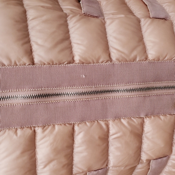 MONCLER ALOSE FOUR FRONT POCKETS SHORT PUFFER JACKET